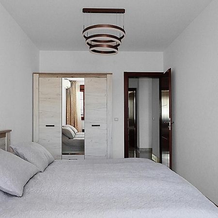 בודווה Three Bedroom Spacious Apartment Anatolia מראה חיצוני תמונה
