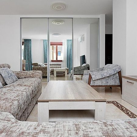 בודווה Three Bedroom Spacious Apartment Anatolia מראה חיצוני תמונה