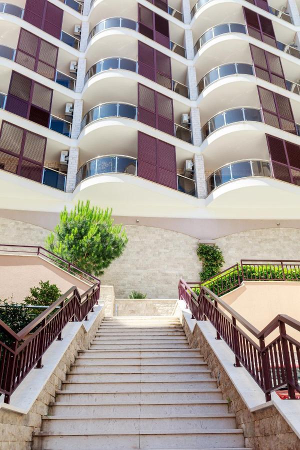 בודווה Three Bedroom Spacious Apartment Anatolia מראה חיצוני תמונה
